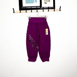 Zumba NWT! Women's Feelin’ It Cargo Capri Plum Relaxed Fit Dance Pants Size S